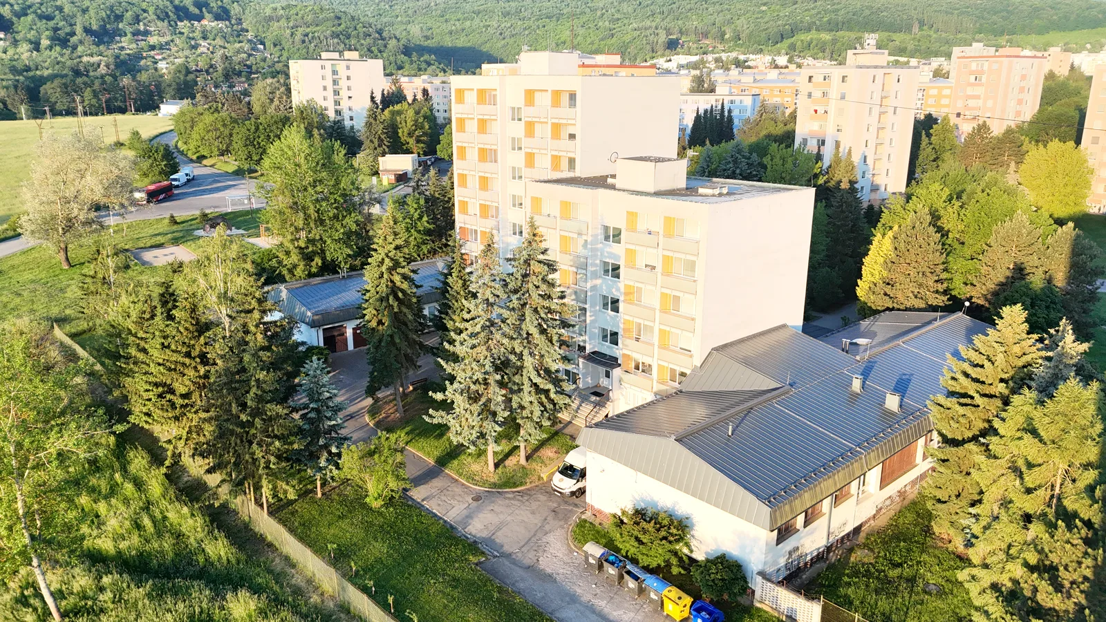 DOMOV Lienka Záhonok