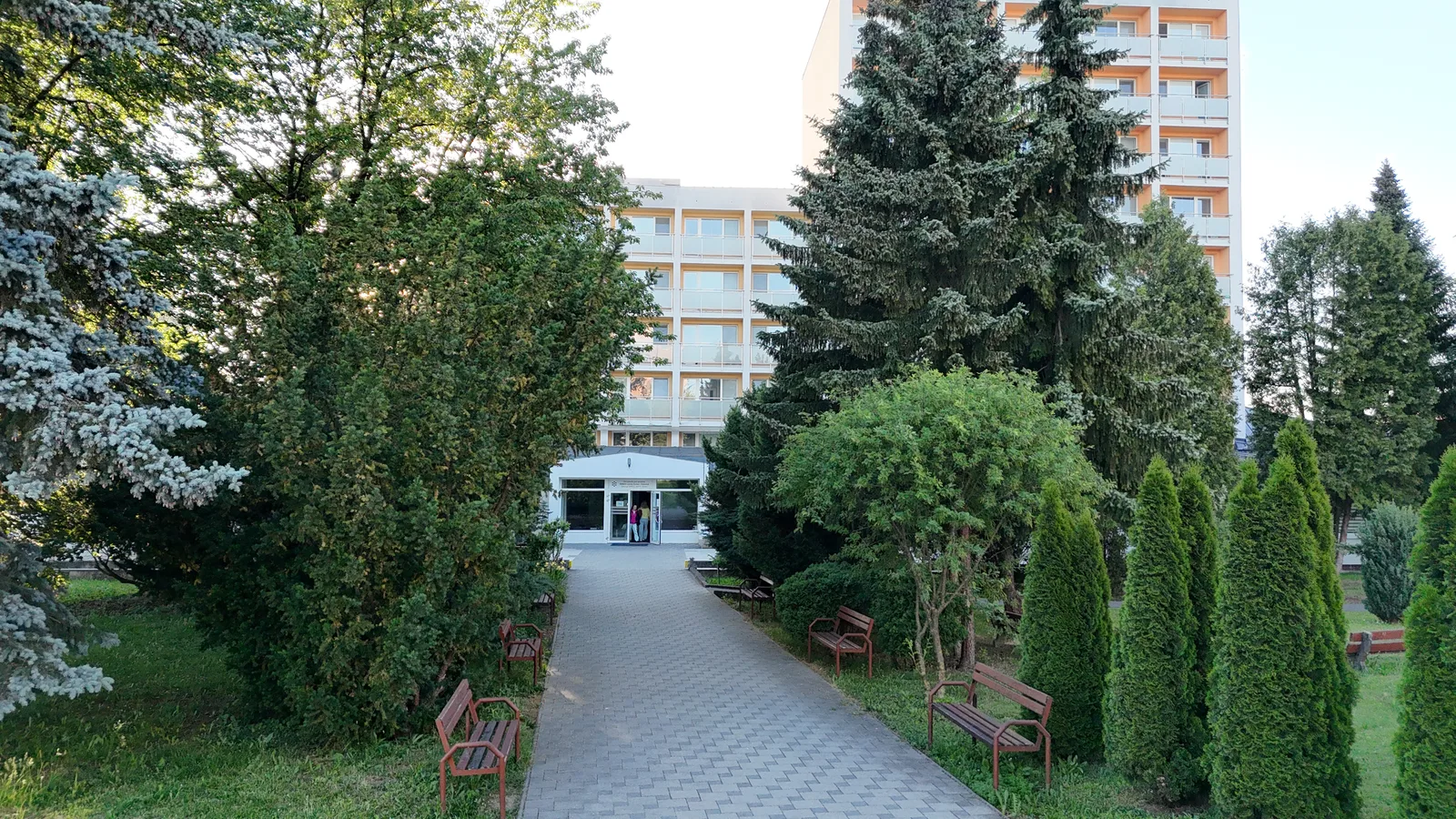 DOMOV Lienka Záhonok